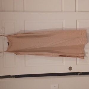🤘🏼 Nike nude maxi dress with side slits size large